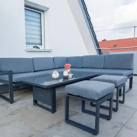 Schoene In Mit Grosser Terrasse! דירה Grafenberg (Baden-Wurttemberg)